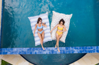 Floating pool bed