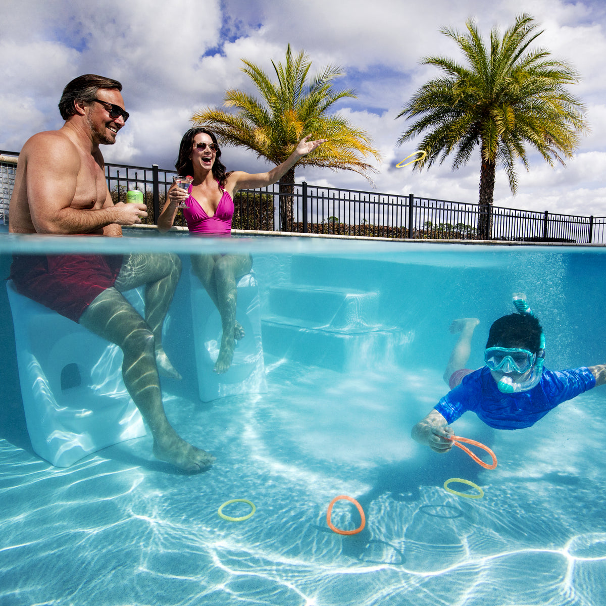 Vero in-pool stool