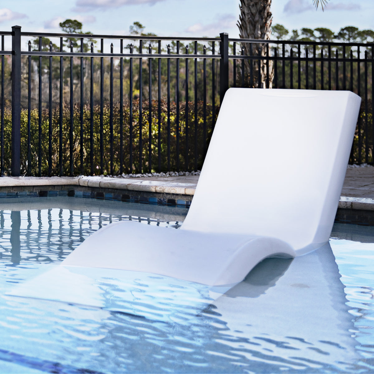 Vero pool lounger