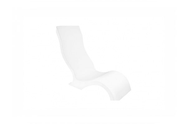 Highback pool chair