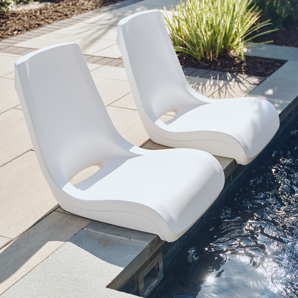 Forma poolside seat