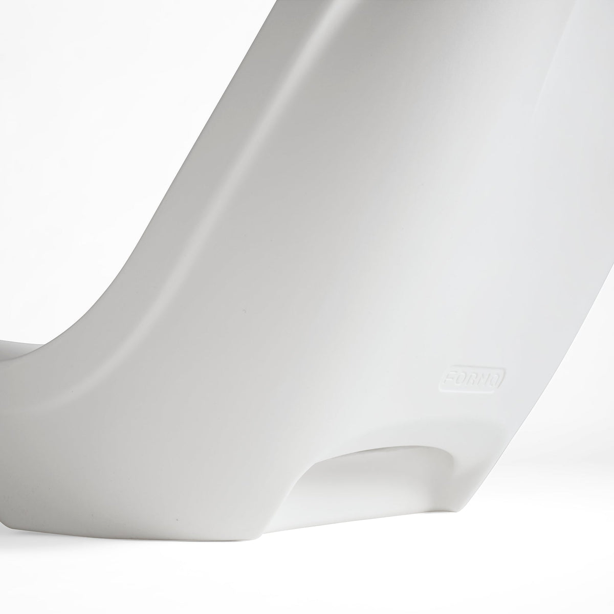 Forma lounger
