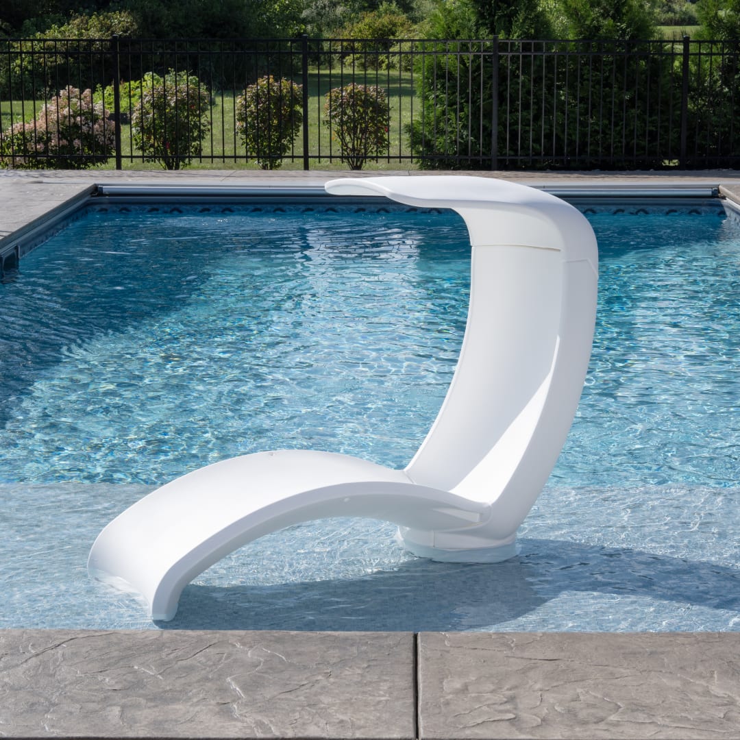 Mondello lounger