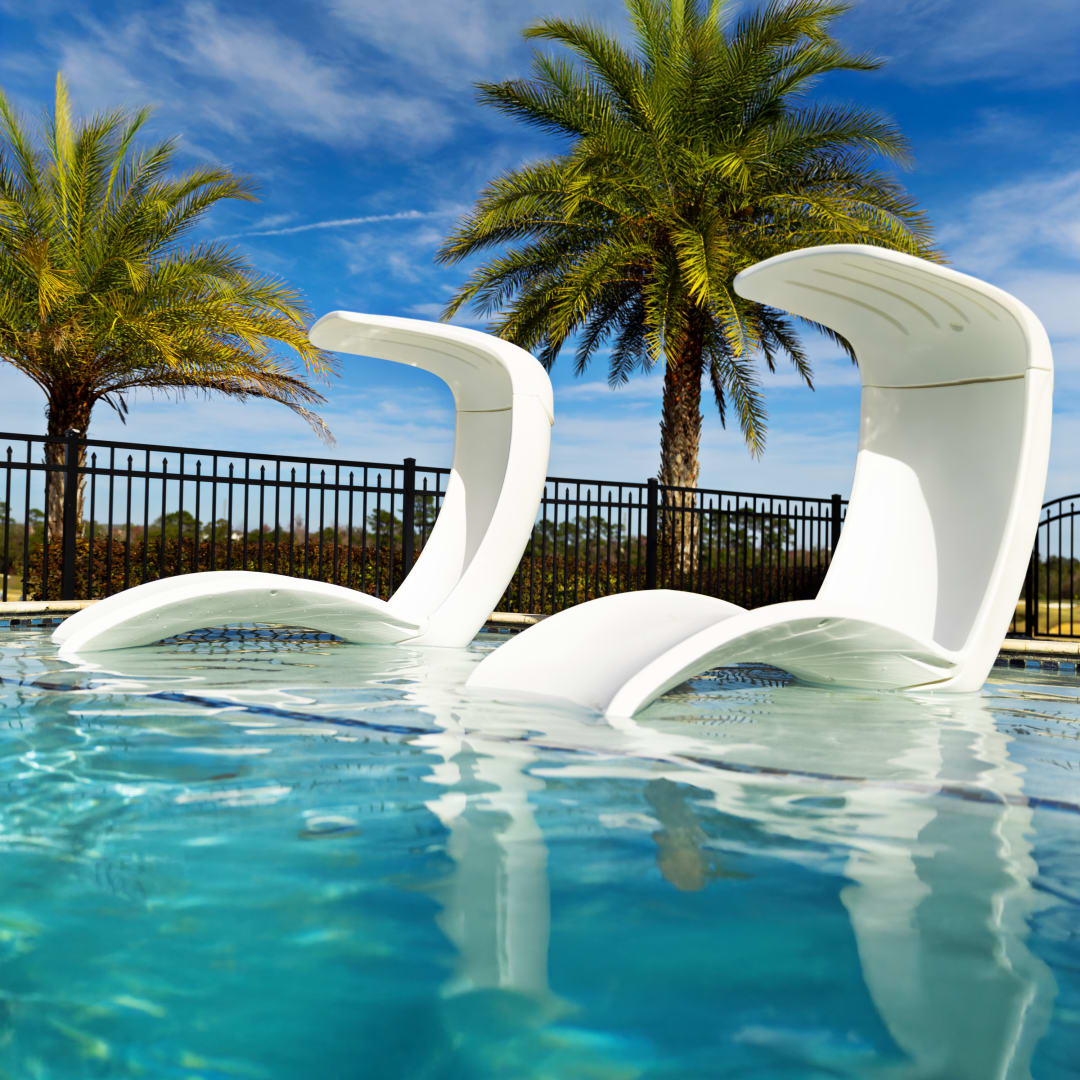 Mondello lounger