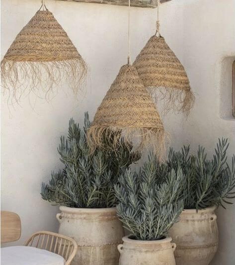 Ideas para decorar alrededor de la piscina de Lux Loungers